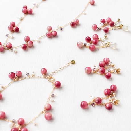 ペッパーベリーピアス 14kgf