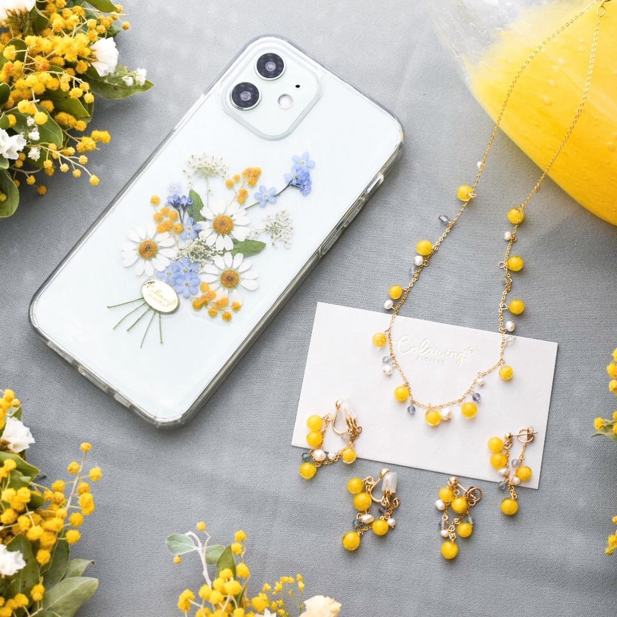 押し花 iPhone ケース ミモザ 花束 | Coloring