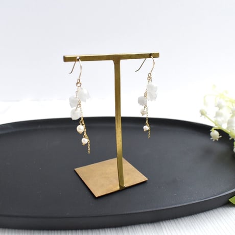 すずらん×淡水パールピアス 14kgf