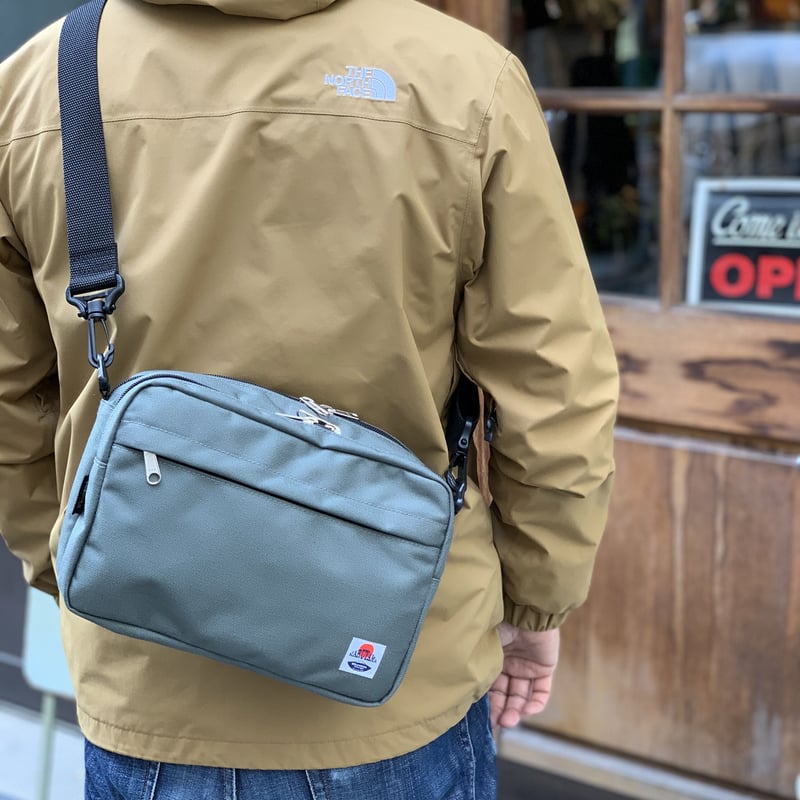 Wファスナーショルダーバッグ(BLACK) | 圓山商店