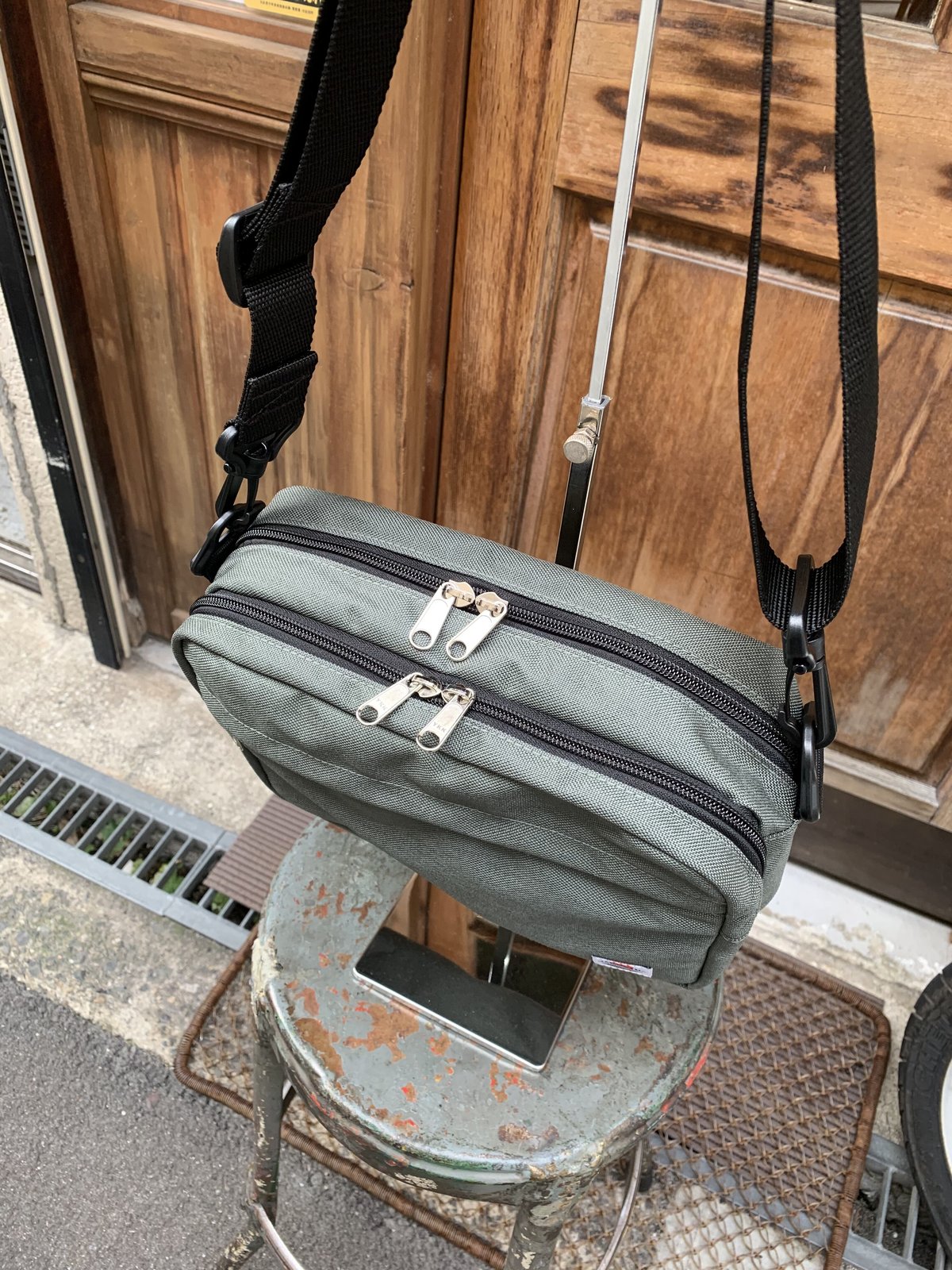 マッコ様ご確認用 Wファスナーショルダーバッグ(COYOTE) | 圓山商店