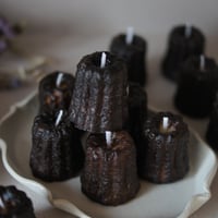 本物そっくりのカヌレのキャンドル