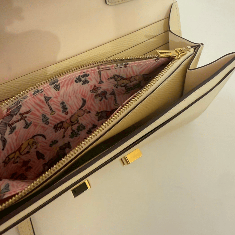 68ee449d8e735f8c63d836dd