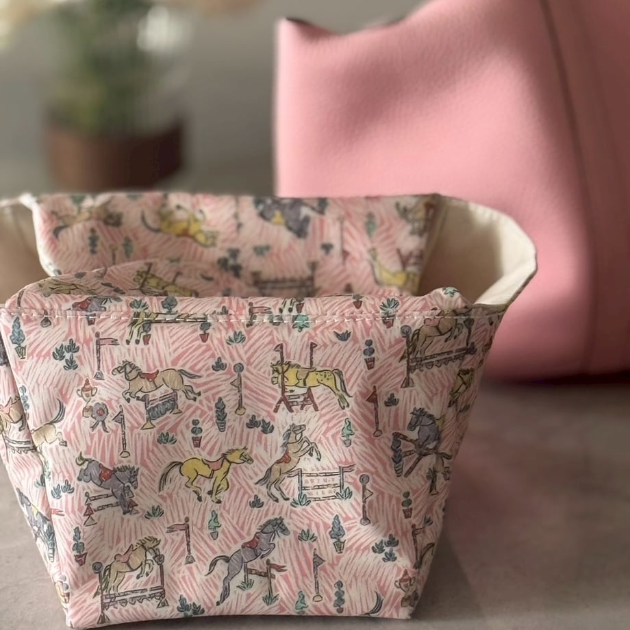 68ec2e8b86db810a6ee4522e