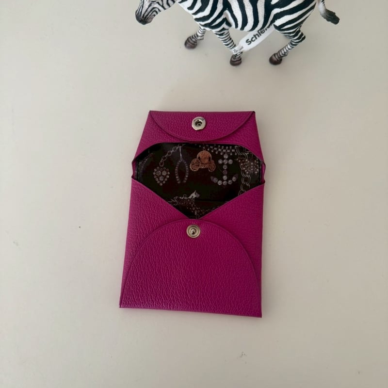 バスティア ケース | TRUNK