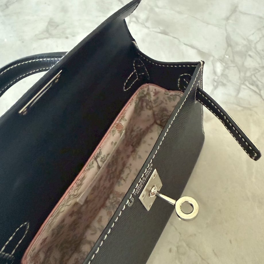 68e65d93e12a95c9b206aa4e