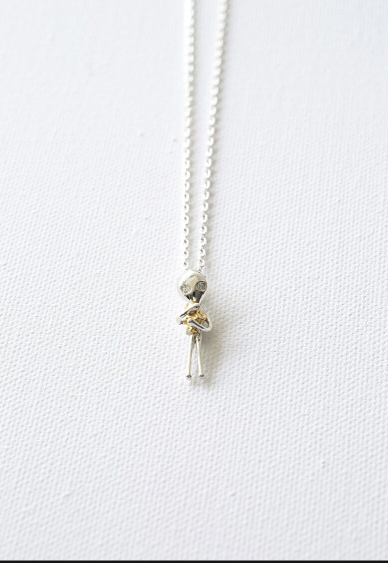 宇宙からの訪問隕石宇宙人ネックレス | 隕石・開運グッズ shop Mrs