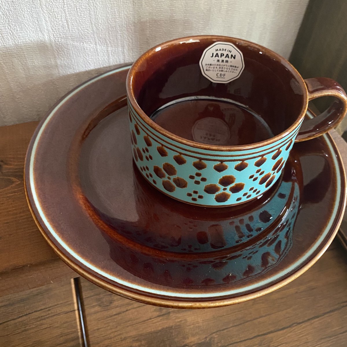 美濃焼 】Polka Daisyチョコミントカラーのプレート | cattic