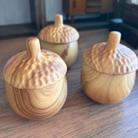 どんぐりの小物入れ
