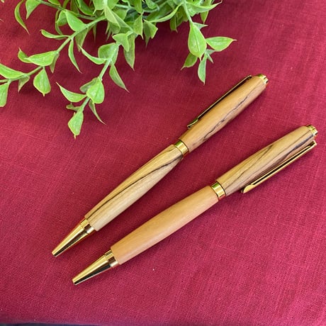 【架け箸】パレスチナ製オリーブのボールペン