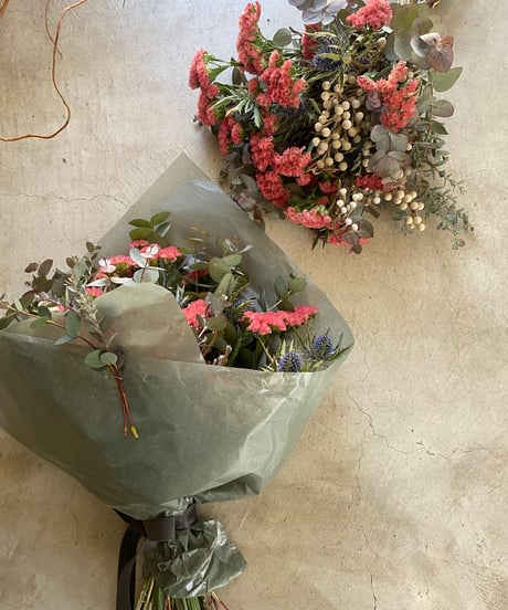 ホワイトデーにもおススメ！スワッグでも飾れる生花便　関東甲信越限定