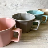 面取りスープマグカップ　ライトカラーズ 波佐見焼 重山陶器 お家カフェ おしゃれです！