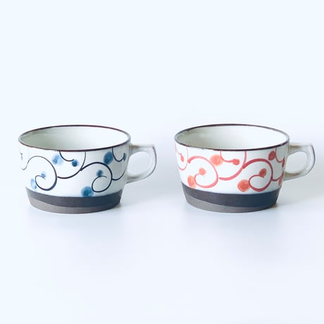 【アウトレット】唐草 スープマグカップ  瑞幸窯 ハンドメイド 波佐見焼 陶器 おしゃれ  レンジ対応 食洗機対応  食器 ブランド