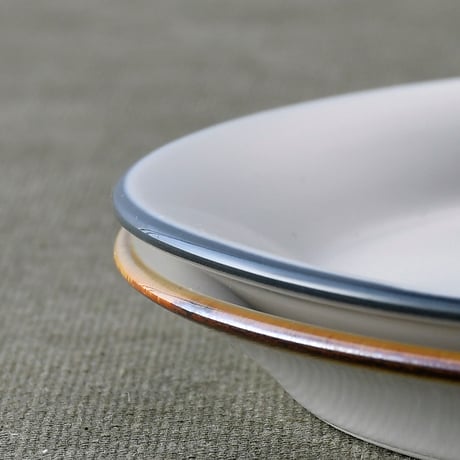 【アウトレット】ROXY プレート 陶器 全2色 波佐見焼 佐見焼 おしゃれ  レンジ対応 食洗機対応  食器
