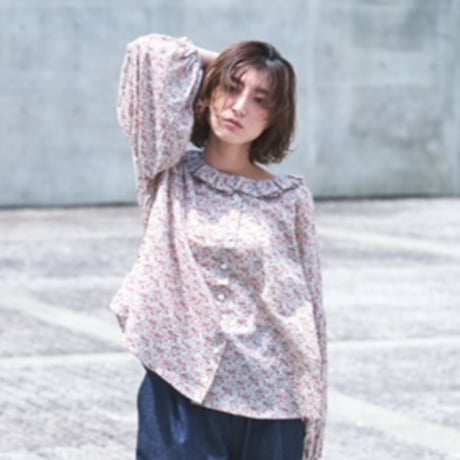 パフスリーブフレアブラウス 総 TABLACK 8色展開/XS-LLサイズ》タックパフスリーブブラウス【洗濯機洗い可/吸水