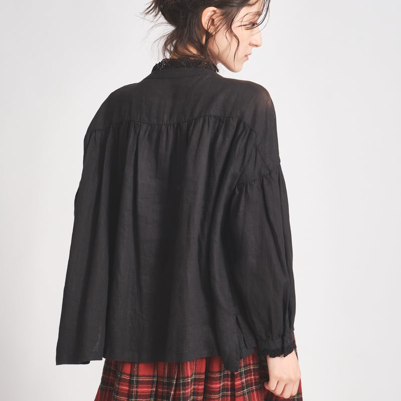 新品未使用】完売かぐれ ピンタックレースブラウス14,300円 ブラック