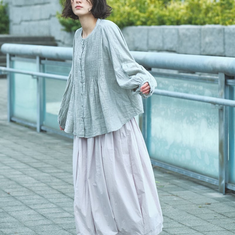 グリーンスカート ホワイトストライプ モードカジュアルな旬のスタイリングを叶える1枚 マルチ