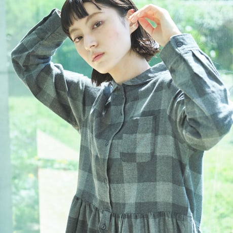 ubasoku︎♥︎かすみ草刺繍丸襟ワンピース ubasoku/0957 かすみそう刺繍の丸衿ワンピース・ナチュラル