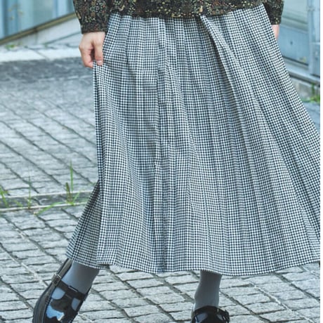 ✳︎ubasoku✳︎ウバソク.黒.リネンジャンバースカート.フリル.横花のボタン 楽天市場】ubasoku ウバソク リネン 麻 無地 襟フリル W釦 脇