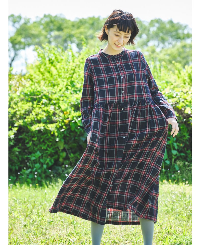 リネン 先染めタータンチェック バンドカラーウエストギャザー前