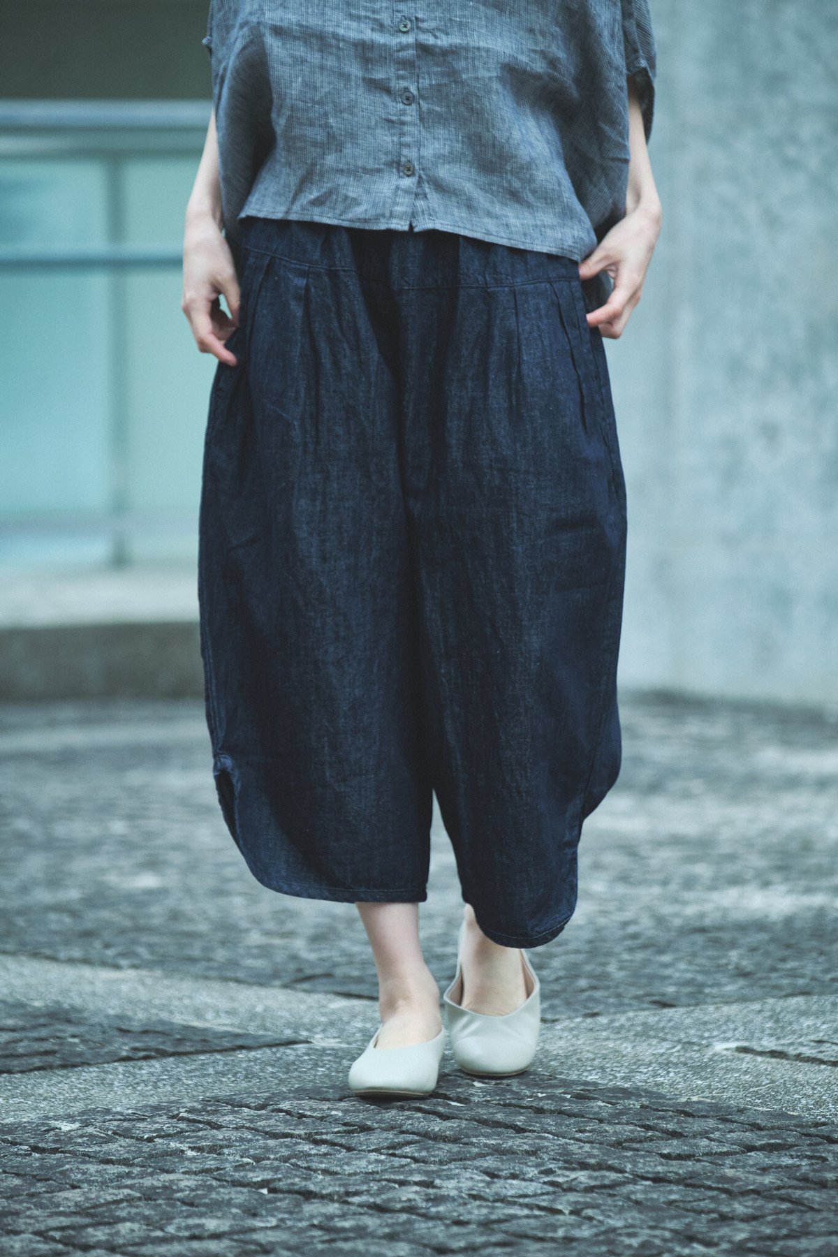 インディゴパンツkumako様 麻綿インディゴデニム 裾変形ラウンド型 ボールパンツ ○ub21