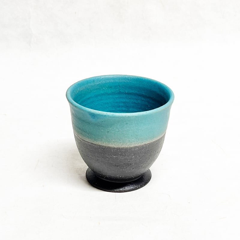 Handmade Yachimun Cup / やちむんの足つきカップ(沖縄の陶器) | wa