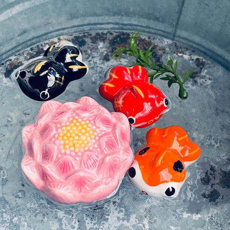 Float in water and enjoy‼︎ ceramic goldfish（5 pieces） / ぷかぷか出目金セット