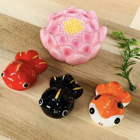 Float in water and enjoy‼︎ ceramic goldfish（5 pieces） / ぷかぷか出目金セット