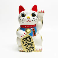 Lucky Cat  Left Paw UP!（white）/ 白8寸招き猫 左
