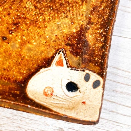 Hide and Seek Cat Small Plate