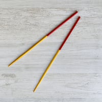 Traditional Okinawan Cooking Chopsticks / 沖縄の赤黄菜箸
