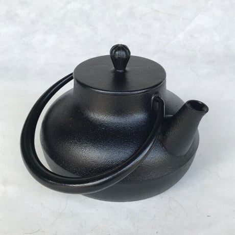 Iron kettle_Shizuku (Japanese tetsubin) / Nambu Ironware