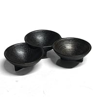 3-Compartment Japanese Dipping Small Bowl（Aritaware） / 三品豆鉢 薬味鉢 金カスリ（有田焼）
