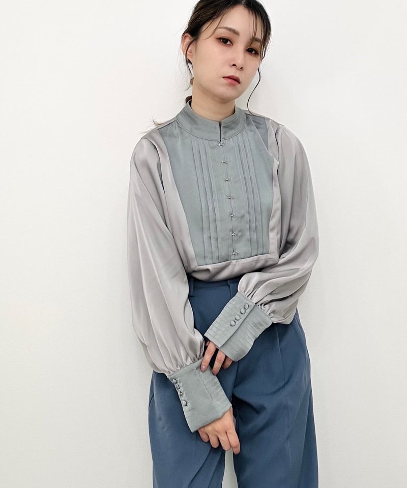 ブルベ夏冬】ホックデザインサテンボリュームスリーブブラウス（ライト