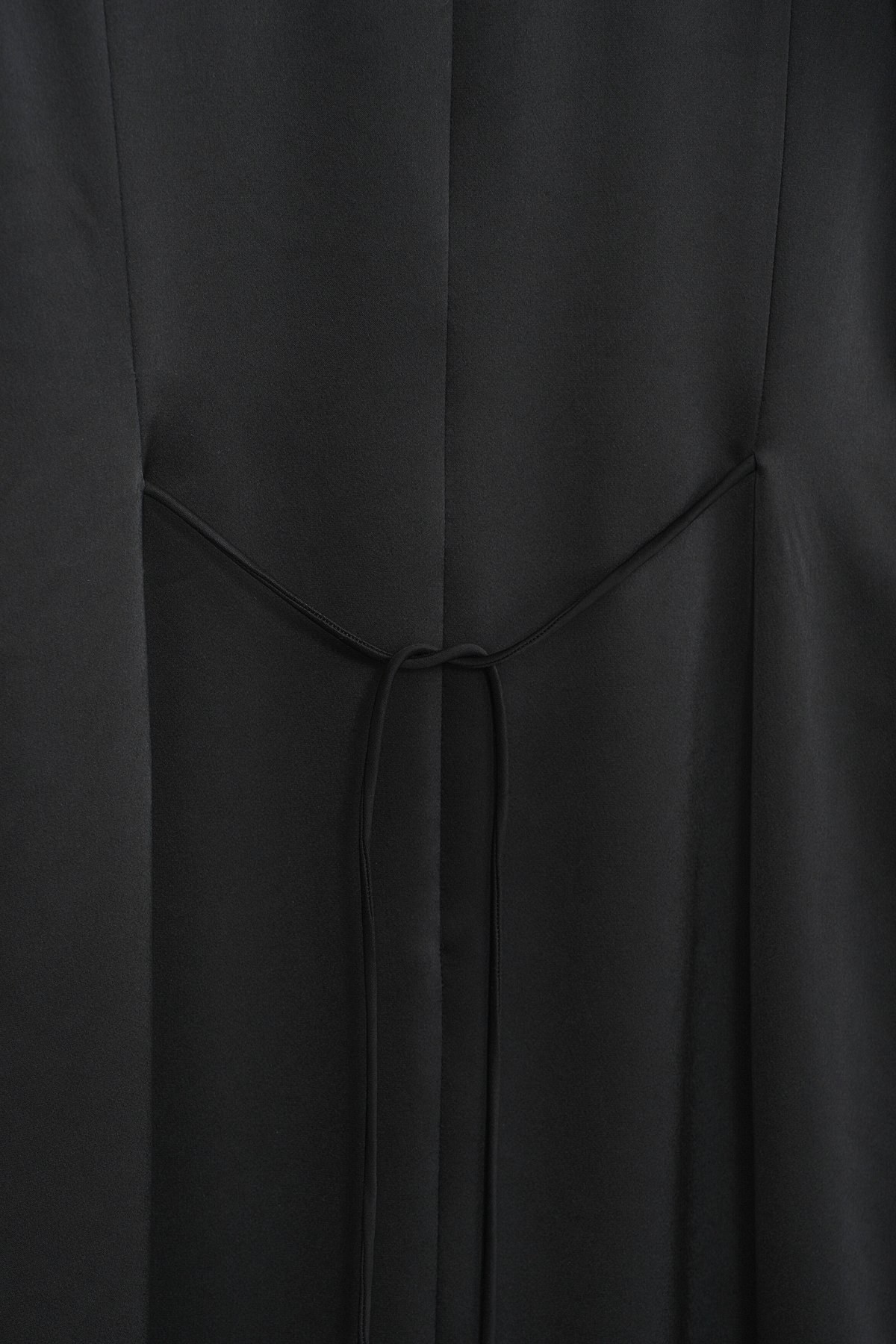 FRAY I.D ラッフルデザインシアーコンビスリムドレス 新作！ラッフルデザインシアーコンビスリムドレス | FRAY I.D