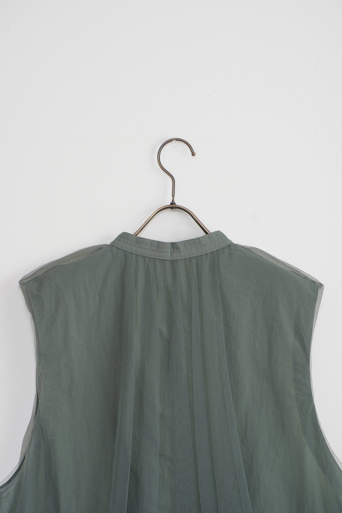 専用★週末限定 美品 シニヨン チュールナイロンリバーシブルベスト 2way fit=scale-down,w=1200