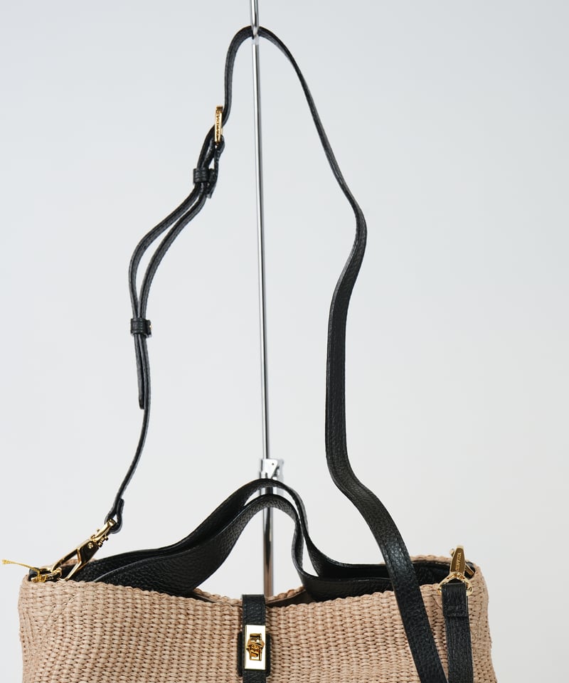 【新品未使用タグ付き　VIOLAd'ORO】ラフィア調2WAYトートバッグ VIOLAd'ORO】ラフィア調2WAYトートバッグ