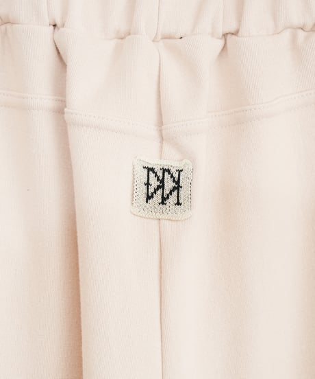 【YENN】KNEE TUCK SWEAT pants_250617000335