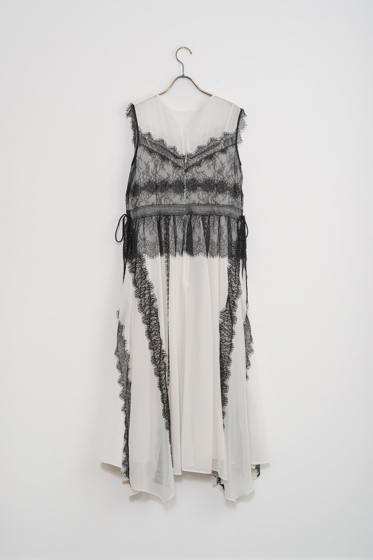 FRAY I.D】レーストリムフレアドレス_240607006535 | EGAMI OFF