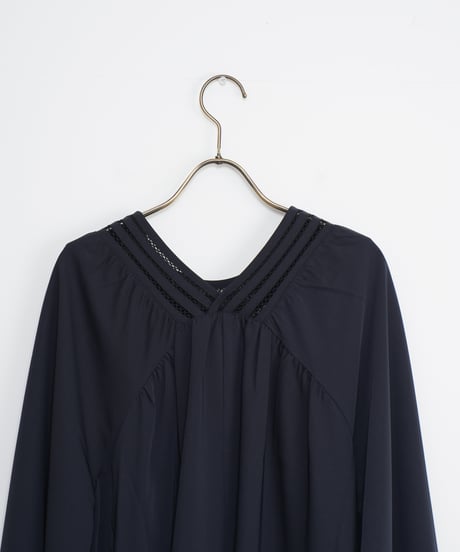 【MARILYN MOON】2way macrame embroidery satin blouse_240807000495