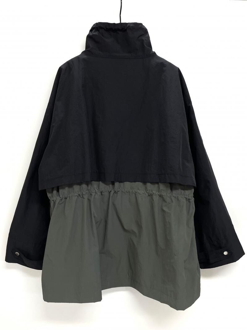 CHIGNON バイカラーマウンテンジャケット CHIGNON バイカラーマウンテンジャケット