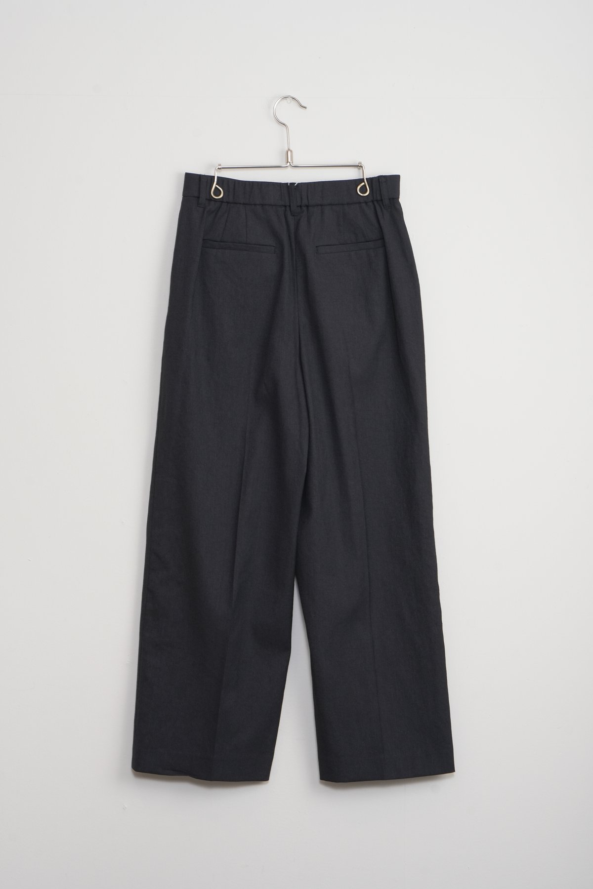 E0675S 新品 MACKINTOSH PHILOSOPHYパンツ：44 MACKINTOSH PHILOSOPHY (Men)のメンズパンツ | メンズ | 三越