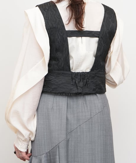 【MARILYN MOON】Tuck sleeve blouse_240115005080