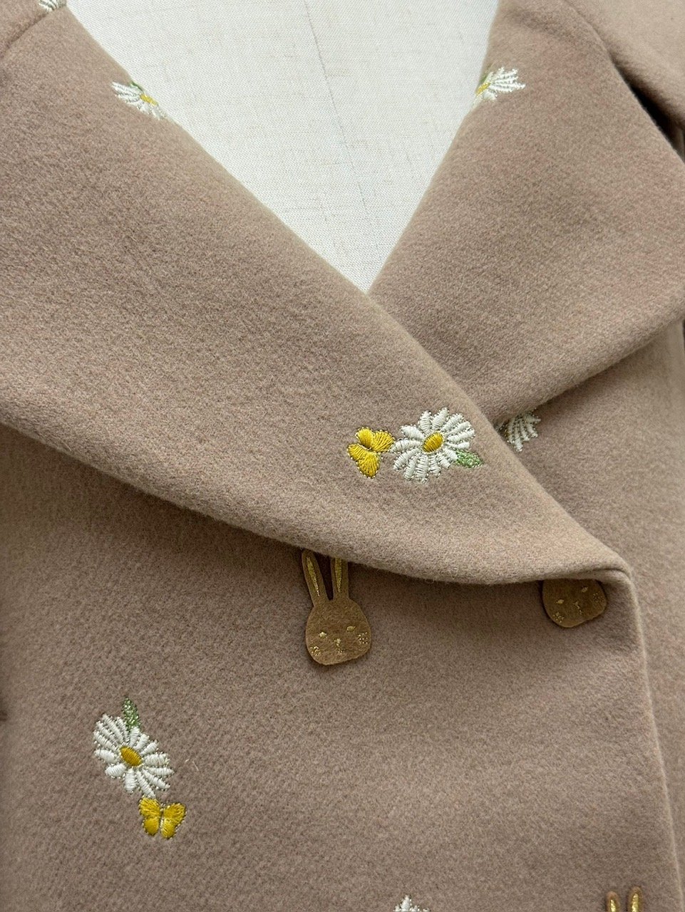 yukiemon】マーガレットバニーショートコート（M） | EGAMI OFFICIAL