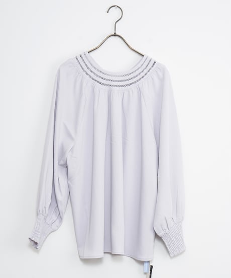 【MARILYN MOON】2way macrame embroidery satin blouse_240807000495