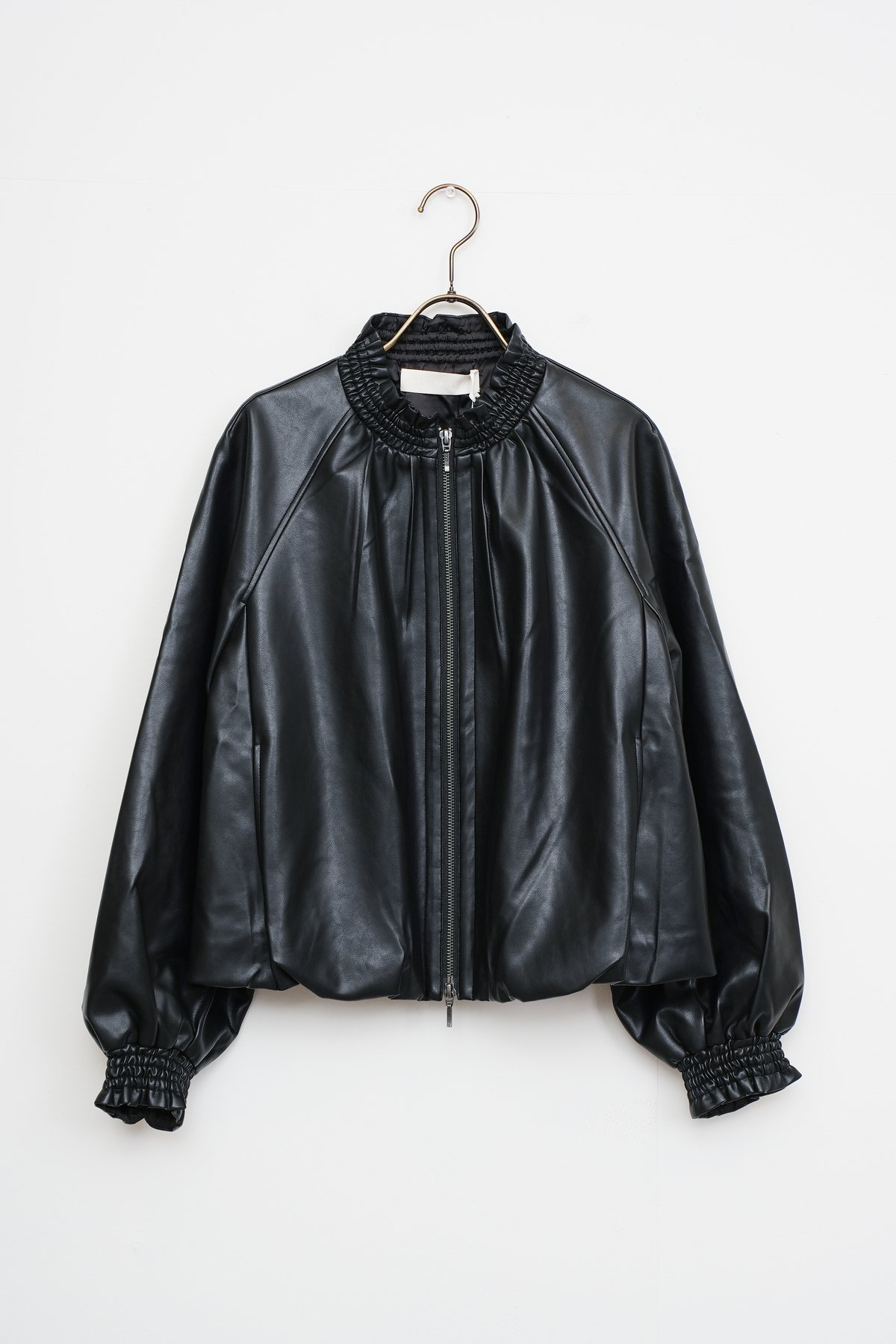 【美品/完売】マリリンムーン　ティアードフリルヘムブルゾン　ダブルジップ　黒 MARILYN MOON(マリリンムーン)｜【SOI-MeME】タフタスパイラル