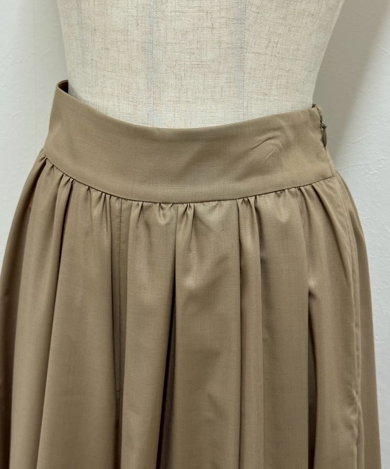 【新品未使用】yukiemon ユキエモン ベージュパンツ 3L 大きいサイズ 新品未使用】yukiemon ユキエモン ベージュパンツ 3L 大きいサイズ