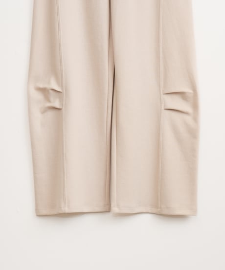【YENN】KNEE TUCK SWEAT pants_250617000335