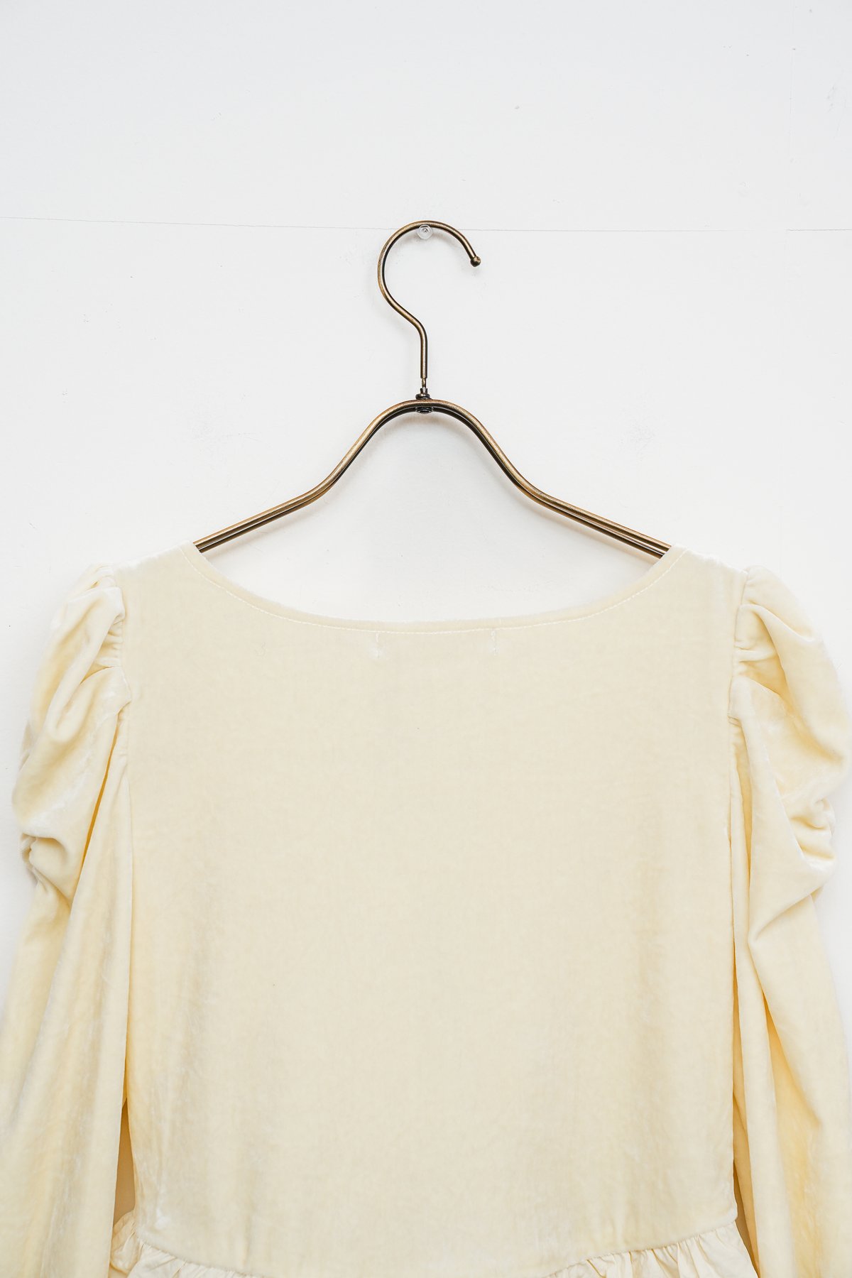 COCO DEAL】ベロアドッキングバルーントップス_251217002402 | EGAM