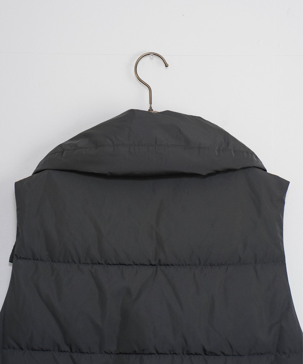 Lallia Mû】ファーポケットダウンベスト_240926003831 | EGAMI O